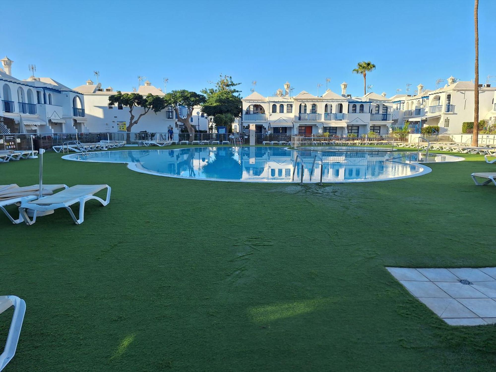 פלאייה דל אינגלז Poolfront Bungalow מראה חיצוני תמונה