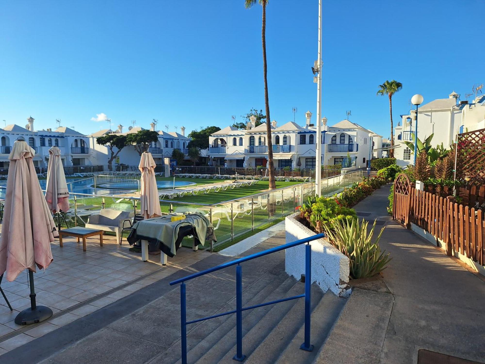 פלאייה דל אינגלז Poolfront Bungalow מראה חיצוני תמונה